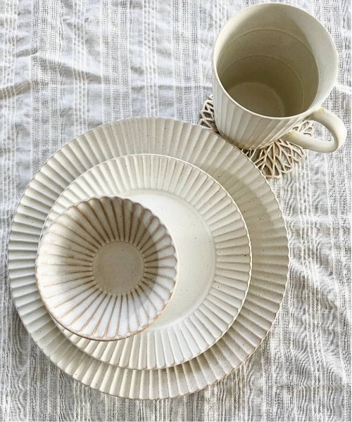 華蝶扇プレート(S) / 131509（食器）｜LAKOLE（ラコレ）のファッション