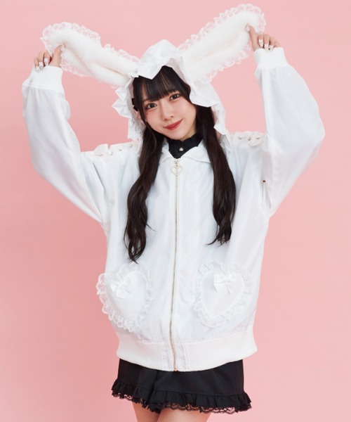 Secret Honey(シークレットハニー)の「ファーうさ耳ブルゾン(ブルゾン・レディース・オフホワイト/ブラック/ピンク・MEDIUM)」の2枚目の写真