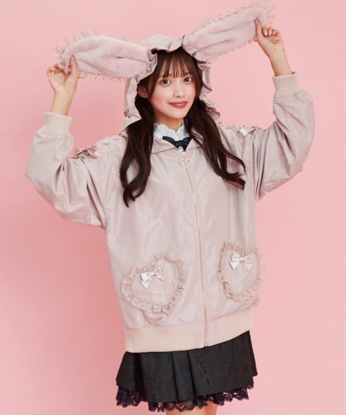 Secret Honey(シークレットハニー)の「ファーうさ耳ブルゾン(ブルゾン・レディース・オフホワイト/ブラック/ピンク・MEDIUM)」の3枚目の写真