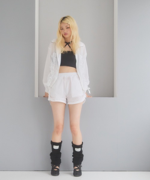 lilLilly(リルリリー)の「ナイロンフリルショートパンツ(その他パンツ・レディース・ホワイト/ブラック/ブルー/ピンク・FREE)」の15枚目の写真