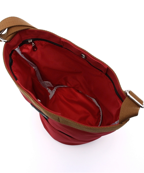 TOPKAPI（トプカピ）の「コーデュラポリ・ドラム型ショルダーバッグ（ショルダーバッグ・レディース・カーキ/ネイビー/イエロー/レッド/ブルー/ライトブルー/ベージュ・FREE）」の12枚目の写真