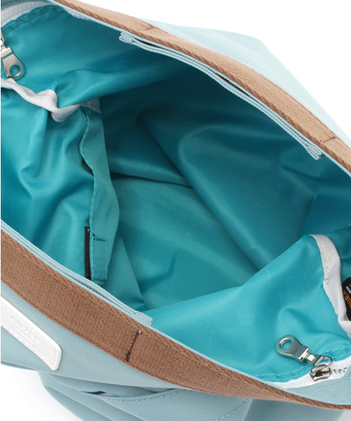 TOPKAPI（トプカピ）の「コーデュラポリ・ドラム型ショルダーバッグ（ショルダーバッグ・レディース・カーキ/ネイビー/イエロー/レッド/ブルー/ライトブルー/ベージュ・FREE）」の21枚目の写真