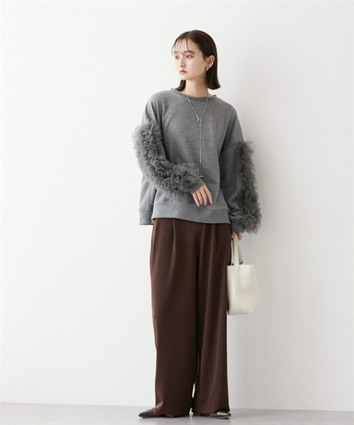 nissen（ニッセン）の「袖チュールショート丈トレーナー（スウェット・レディース・ブラック/オフホワイト/グレー・LL/L/M/S）」の6枚目の写真