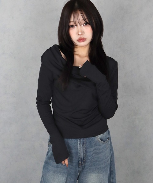 BARELY BLUE(ベアリーブルー)の「【 BARELY BLUE / ベアリーブルー 】 3Way オフショルダー トップス(Tシャツ/カットソー・レディース・ブラック/ホワイト/ブラウン・SMALL/MEDIUM/LARGE)」の4枚目の写真