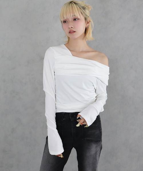 BARELY BLUE(ベアリーブルー)の「【 BARELY BLUE / ベアリーブルー 】 3Way オフショルダー トップス(Tシャツ/カットソー・レディース・ブラック/ホワイト/ブラウン・SMALL/MEDIUM/LARGE)」の9枚目の写真