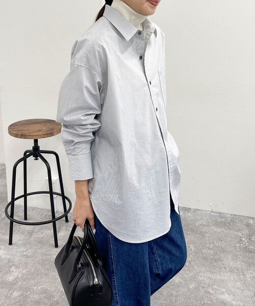 fredy emue(フレディエミュ)の「FR刺繍ストライプシャツ(シャツ/ブラウス・レディース・ブラック系その他/ホワイト系その他2/グレー系その他・38)」の11枚目の写真