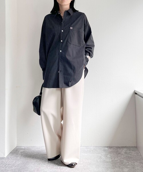 fredy emue(フレディエミュ)の「FR刺繍ストライプシャツ(シャツ/ブラウス・レディース・ブラック系その他/ホワイト系その他2/グレー系その他・38)」の19枚目の写真
