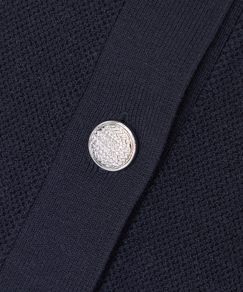 A/C DESIGN BY ALPHA CUBIC（エーシーデザインバイアルファキュービック）の「【洗濯可能】メタルボタンニットカーディガン（カーディガン/ボレロ・レディース・ブルー/オフホワイト/ネイビー・M/L）」の11枚目の写真