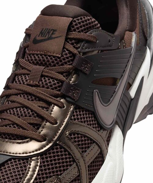 【Nike】★人気★ナイキ V2K ラン★Brown ナイキ V2K ラン ライト オールウッドブラウン (ウィメンズ