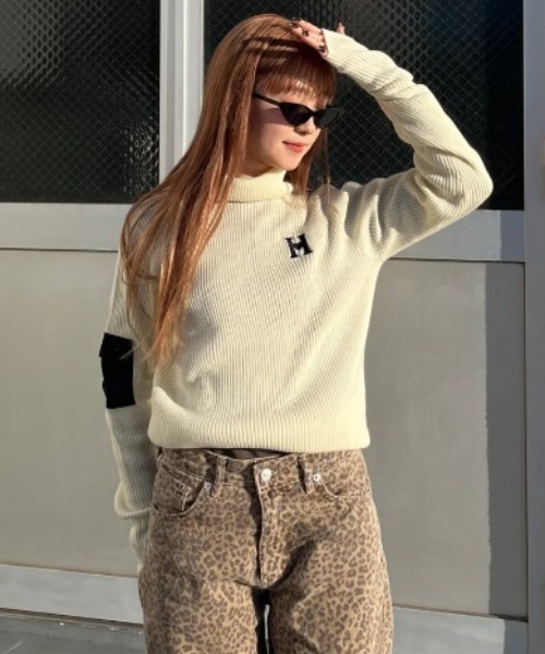HTH（エイチティーエイチ）の「ribbed high neck（その他トップス・レディース・アッシュ/サックスブルー/オリーブ/アイボリー/レッド・フリー）」の2枚目の写真