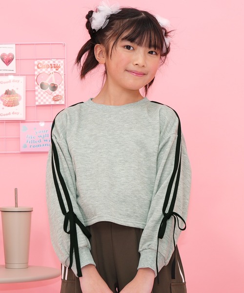 Bee des Bee（ビーデスビー）の「トレーナー＆スカート セットアップ（セットアップ・キッズ・ブラック/ライトブルー/グレー/ホワイト/ピンク・100cm/110cm/120cm/130cm/140cm/150cm）」の16枚目の写真