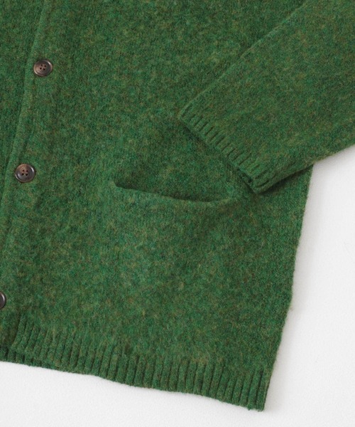 URBAN RESEARCH Sonny Label（アーバンリサーチサニーレーベル）の「モヘヤタッチVネックニットカーディガン（カーディガン/ボレロ・メンズ・グリーン/ダークブラウン/チャコールグレー/パープル・MEDIUM/LARGE）」の5枚目の写真