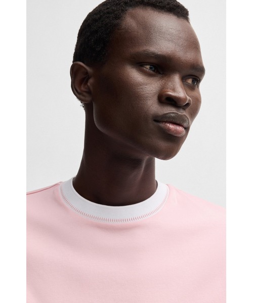 BOSS(ボス)の「シルケットコットン スリムフィットTシャツ ライン入りネック(Tシャツ/カットソー・メンズ・ダークブルー/ブラック/ライトピンク・S/XXL/XL/L/M/XXXL)」の5枚目の写真