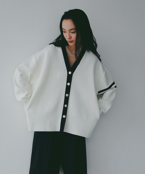 A part by（アパートバイ）の「スポンディッシュVカーディガン（カーディガン/ボレロ・レディース・ベージュ/ネイビー/グリーン系その他2/アイボリー/ブラック系その他2/ライトイエロー・FREE）」の2枚目の写真