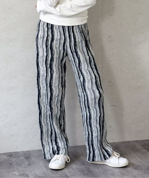 Per sist ence(パーシエンス)の「ニュアンスストライププリーツストレートパンツ(その他パンツ・レディース・ブラック/ブラウン・FREE)」の5枚目の写真