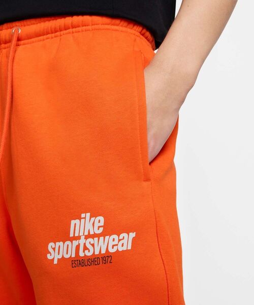 NIKE（ナイキ）の「《セットアップ対応商品》ナイキ クラブ メンズ フリース パンツ / Nike Club Men's Fleece Pants HJ2187-819 Safety Orange（スウェットパンツ・メンズ・オレンジ・2XL/L/M/S/XL）」の5枚目の写真