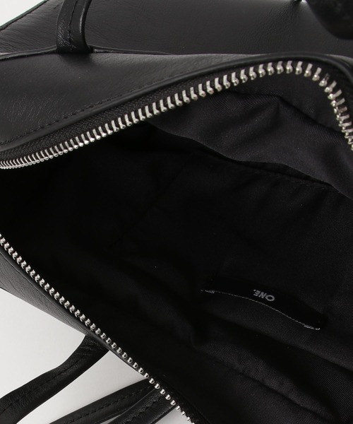 ONE.ワンドット】 / レザースクエアミニボストンBAG / ONE-008