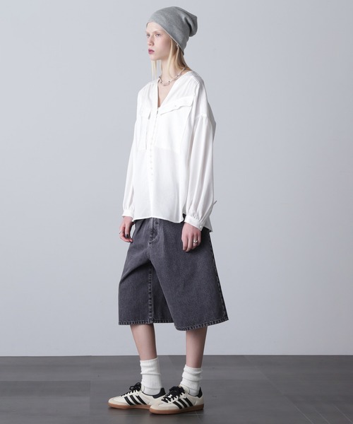 ROSE BUD（ローズバッド）の「(GENE HEAVENS)COTTON PEARL BUTTON V NECKＳHIRT（シャツ/ブラウス・レディース・グレー/ピンク/ブラウン/ホワイト・ONE SIZE）」の12枚目の写真