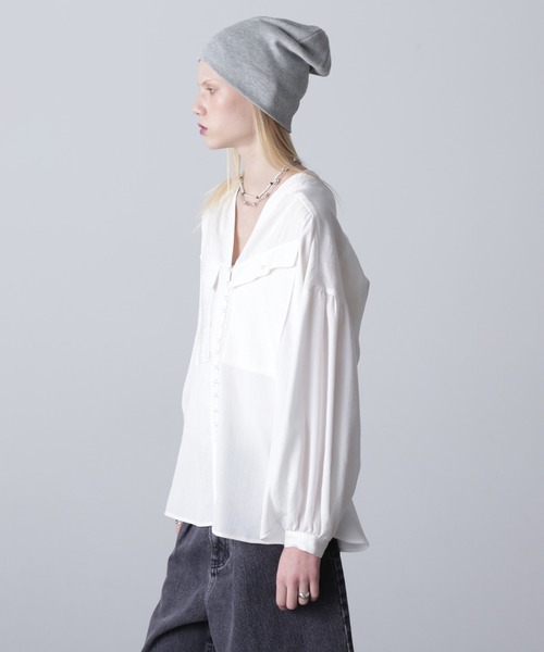 セール】(GENE HEAVENS)COTTON PEARL BUTTON V NECKSHIRT