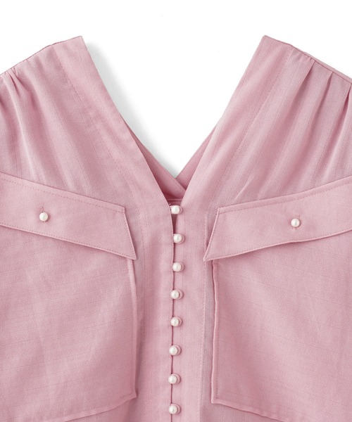 ROSE BUD（ローズバッド）の「(GENE HEAVENS)COTTON PEARL BUTTON V NECKＳHIRT（シャツ/ブラウス・レディース・グレー/ピンク/ブラウン/ホワイト・ONE SIZE）」の9枚目の写真