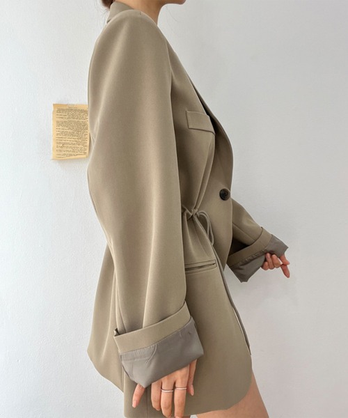 Jasmine Grandiflorum（ジャスミングランディフローラム）の「【Jasmine】ドロストテーラードシャケット（テーラードジャケット・レディース・ベージュ/ブラック・FREE）」の14枚目の写真