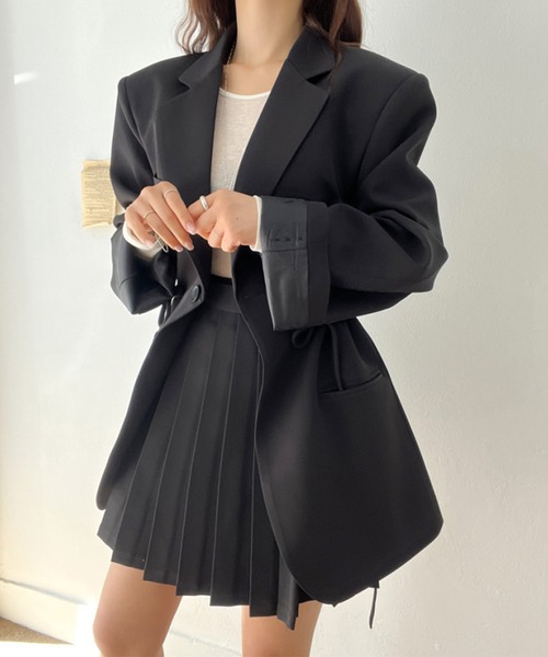 Jasmine Grandiflorum（ジャスミングランディフローラム）の「【Jasmine】ドロストテーラードシャケット（テーラードジャケット・レディース・ベージュ/ブラック・FREE）」の5枚目の写真