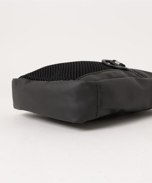 THRASHER（スラッシャー）の「THRASHER/スラッシャー ショルダーバック Mini Shoulder Bag 軽量 THR-327（ショルダーバッグ・メンズ・ブラック×ホワイト/ブラック×ブラック・FREE）」の4枚目の写真