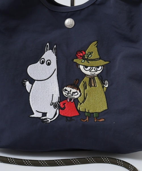 MOOMIN(ムーミン)の「MOOMIN 刺繍デザインナイロン2WAYハンドバッグ(ハンドバッグ・レディース・ネイビー/ブルー系その他/ベージュ/ホワイト系その他/レッド/グレー系その他/カーキ系・FREE)」の15枚目の写真