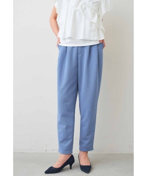 IEDIT（イディット）の「ＩＥＤＩＴ　吸汗速乾＆裏メッシュ素材の国産快適タックテーパードパンツ（スラックス・レディース・ブラック/グレイッシュベージュ/ネイビー/サックスブルー・M/L/LL/3L/S/4L）」の8枚目の写真