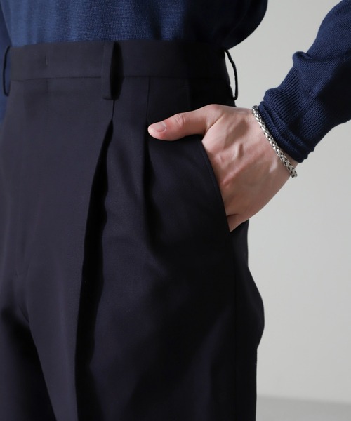 NANO universe（ナノユニバース）の「コットンダブルクロステーパークロップドパンツ（その他パンツ・メンズ・ベージュ/ネイビー・L/S/M）」の20枚目の写真