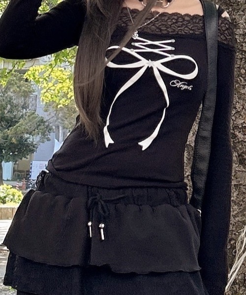 セール】【FANCY CLUB】FRILL LACE BUTTON SWEATPANTS