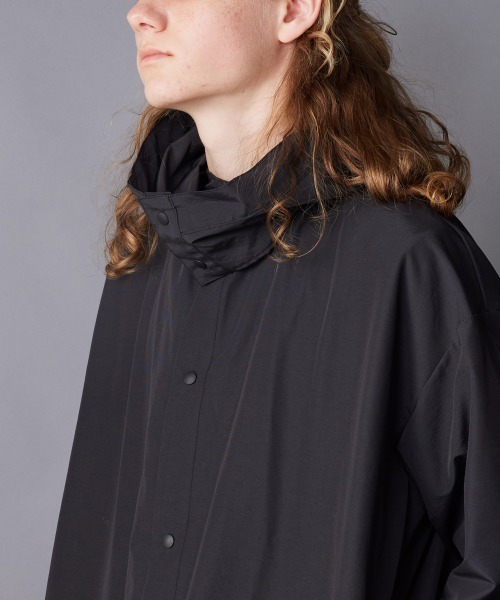rehacer(レアセル)の「rehacer : 60/40 Wide Utility Hooded Jacket / 60/40 ワイド ユーティリティ フーデッド ジャケット(ブルゾン・メンズ・ネイビー/アイボリー/ブラック・MEDIUM/LARGE/SMALL)」の4枚目の写真