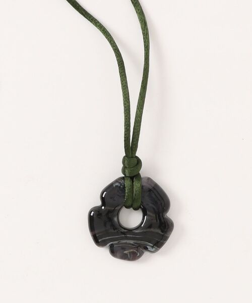 Ameri（アメリ）の「HAND CRAFT GLASS FLOWER NECKLACE（ネックレス・レディース・カーキ/ブラック/クリア/レッド・FREE）」の16枚目の写真