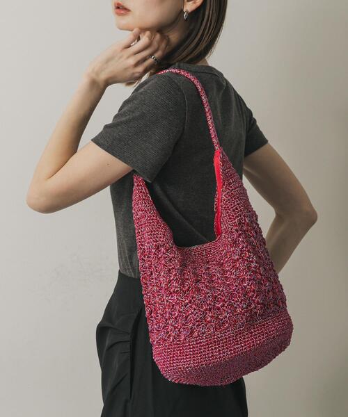 SENSE OF PLACE by URBAN RESEARCH(センスオブプレイスバイアーバンリサーチ)の「メタリックヤーンバッグ(ハンドバッグ・レディース・シルバー/チャコールグレー/その他1/レッド・ONE)」の3枚目の写真