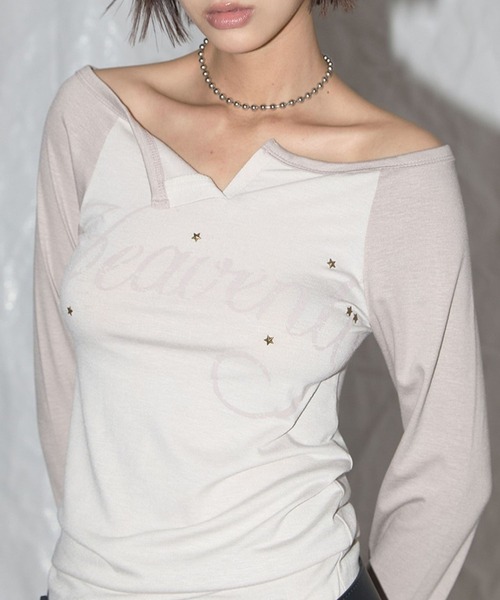 FANCY CLUB(ファンシークラブ)の「FANCY CLUB/オフショルダーロングスリーブ(Tシャツ/カットソー・レディース・ベージュ/チャコール・FREE)」の14枚目の写真