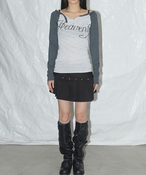 FANCY CLUB(ファンシークラブ)の「FANCY CLUB/オフショルダーロングスリーブ(Tシャツ/カットソー・レディース・ベージュ/チャコール・FREE)」の3枚目の写真
