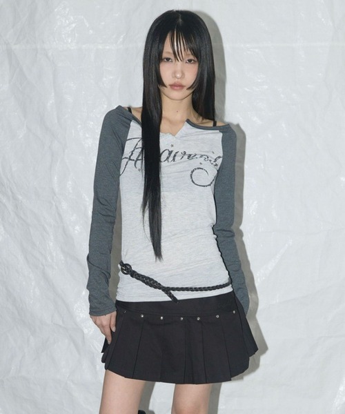 FANCY CLUB(ファンシークラブ)の「FANCY CLUB/オフショルダーロングスリーブ(Tシャツ/カットソー・レディース・ベージュ/チャコール・FREE)」の6枚目の写真