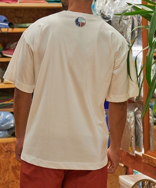 Sunny Smith（サニースミス）の「【SUNNY SMITH】 Cool Smith GDS Print SS Tee（Tシャツ/カットソー・メンズ・レッド/チャコールグレー/オフホワイト・LARGE/MEDIUM）」の11枚目の写真