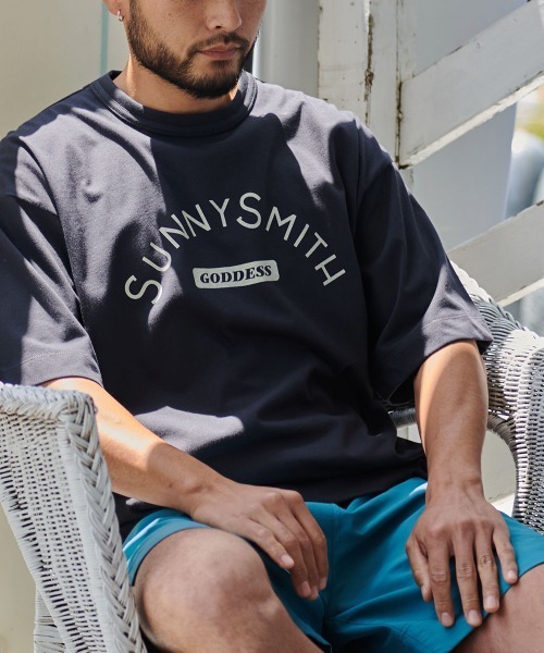 Sunny Smith（サニースミス）の「【SUNNY SMITH】 Cool Smith GDS Print SS Tee（Tシャツ/カットソー・メンズ・レッド/チャコールグレー/オフホワイト・LARGE/MEDIUM）」の13枚目の写真