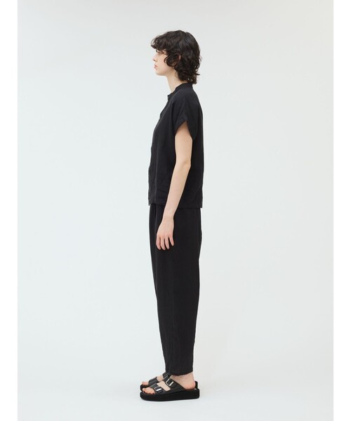 mizuiroind(ミズイロインド)の「mizuiro ind リネンスタンドカラーシャツ(シャツ/ブラウス・レディース・チャコールグレー/ネイビー/オフホワイト/ブラック・FREE)」の15枚目の写真