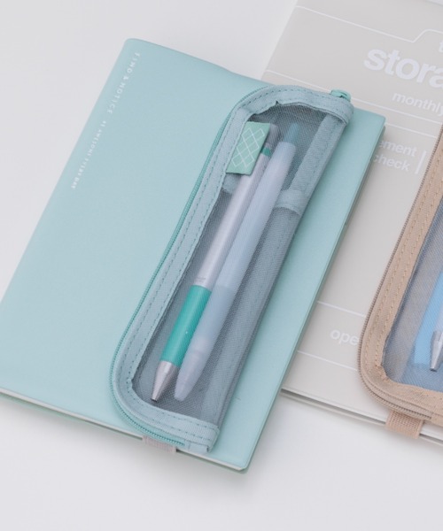 MARK'S(マークス)の「マークス 手帳デコ バンド付きメッシュペンポーチ ペンケース(ステーショナリー・レディース・ブルー系その他/パープル/グレー系その他・FREE)」の2枚目の写真