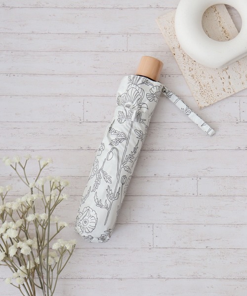 FUNALIVE（ファンアライブ）の「柄×柄晴雨兼用折りたたみ日傘（折りたたみ傘・メンズ・グリーン系/ブラック系1/オレンジ/ブラック系/ブルー系/グリーン系1/ブルー/ホワイト系3/ブラック系2/アイボリー/ライトブルー/ブラック/ホワイト系/ホワイト系1/ホワイト系2/ホワイト系4/ブラック系3/ホワイト系6/ネイビー/ホワイト系5/ブラック系4/グレー/サックスブルー/ブラック系5・F）」の3枚目の写真