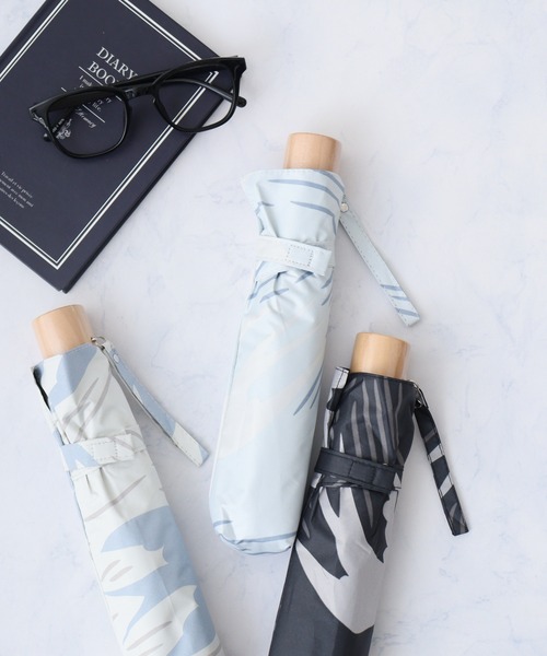 FUNALIVE（ファンアライブ）の「柄×柄晴雨兼用折りたたみ日傘（折りたたみ傘・メンズ・グリーン系/ブラック系1/オレンジ/ブラック系/ブルー系/グリーン系1/ブルー/ホワイト系3/ブラック系2/アイボリー/ライトブルー/ブラック/ホワイト系/ホワイト系1/ホワイト系2/ホワイト系4/ブラック系3/ホワイト系6/ネイビー/ホワイト系5/ブラック系4/グレー/サックスブルー/ブラック系5・F）」の19枚目の写真