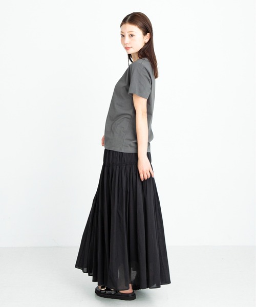 URBAN RESEARCH Sonny Label（アーバンリサーチサニーレーベル）の「シャーリングエアリーコットンボイルスカート（スカート・レディース・ブラウン/ブルー/ブラック・FREE）」の11枚目の写真