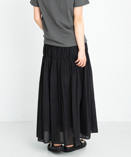 URBAN RESEARCH Sonny Label（アーバンリサーチサニーレーベル）の「シャーリングエアリーコットンボイルスカート（スカート・レディース・ブラウン/ブルー/ブラック・FREE）」の5枚目の写真