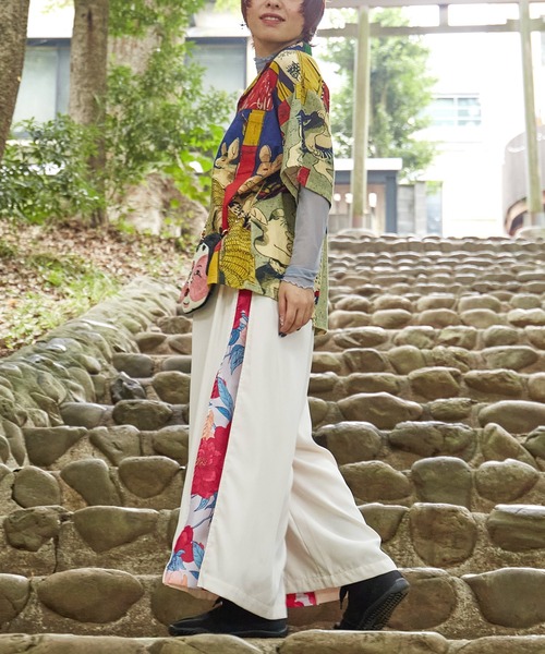 Ample ネイビー花柄パンツ 9号　ヤマダヤ　新品未使用　定価24000円 ワイドパンツ レディース 柄パン 総柄 プリント とろみ 花柄