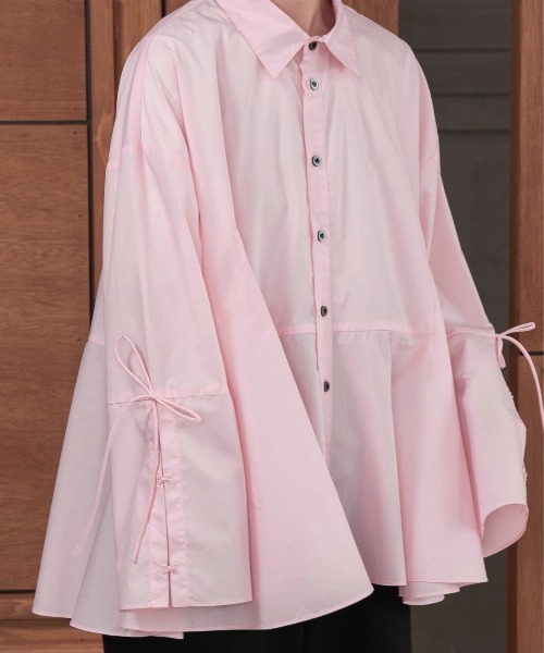 lawgy(ラウジー)の「flare sleeve arrange shirt / フレアスリーブアレンジシャツ(シャツ/ブラウス・レディース・イエロー/ピンク/ホワイト・FREE)」の8枚目の写真