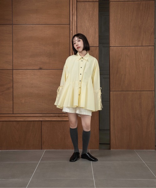 lawgy(ラウジー)の「flare sleeve arrange shirt / フレアスリーブアレンジシャツ(シャツ/ブラウス・レディース・イエロー/ピンク/ホワイト・FREE)」の6枚目の写真