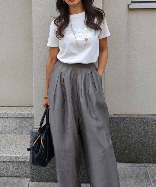 esutoreja（エストレジャ）の「グラフィックデザインTシャツ（Tシャツ/カットソー・レディース・ホワイト/チャコール・FREE）」の4枚目の写真