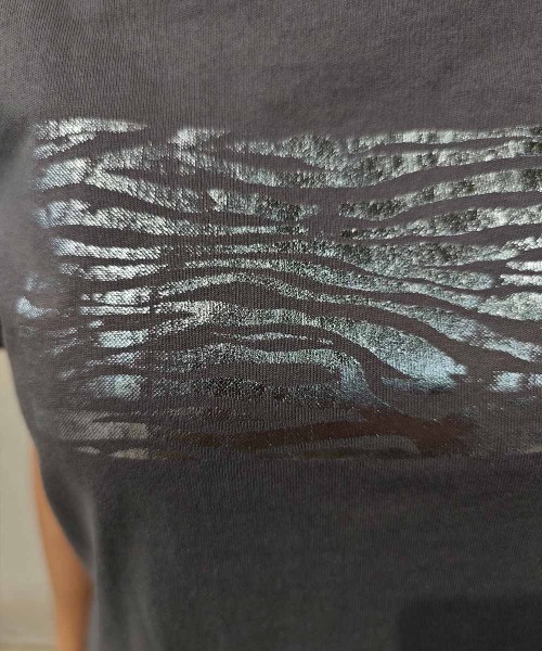 esutoreja（エストレジャ）の「グラフィックデザインTシャツ（Tシャツ/カットソー・レディース・ホワイト/チャコール・FREE）」の10枚目の写真